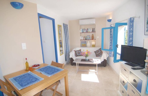Istres Apartment | 35 m² Apartment ∙ 1 bedroom ∙ 2 guests
