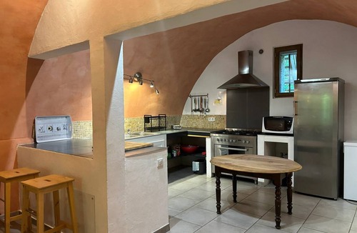 Castellane House | 350 m² House ∙ 6 bedrooms ∙ 15 guests