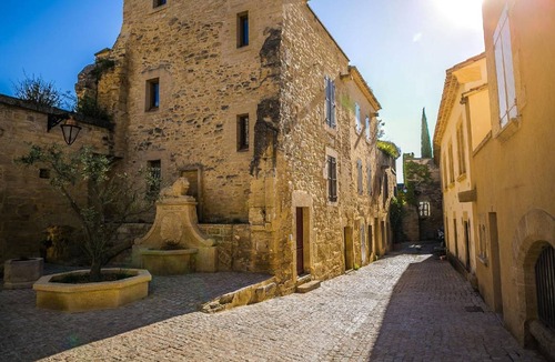 Castillon-du-Gard Resort | 350 m² Resort ∙ 5 bedrooms ∙ 14 guests