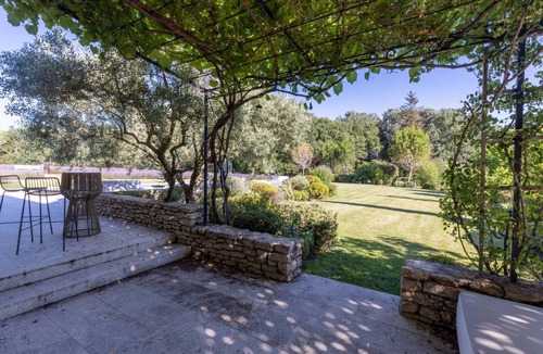 Gordes House | 355 m² House ∙ 5 bedrooms ∙ 10 guests