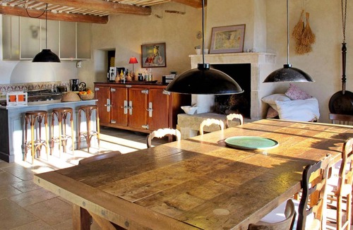 Le Thor House | 380 m² Farmhouse ∙ 6 bedrooms ∙ 12 guests