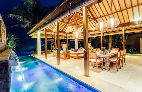 Ketewel Villa | 3BR Beach Front Villa In Pabean Beach! 9Min Drive To Bali Safari and Marine Park