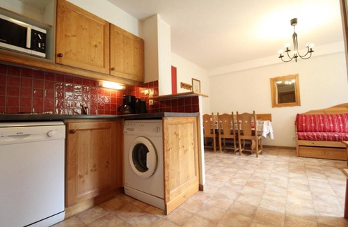 Val Cenis Apartment | 3rd floor, balcony, tv, ski locker, 40m², Val Cenis