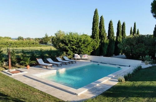 Tresques Apartment | 4* apartment at Château Juliette Winery Chalet