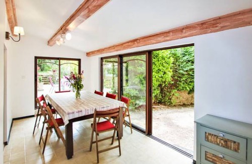 Goult House | 4 bedroom accommodation in GOULT
