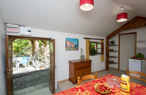 Apt House | 40 m² Gîte ∙ 1 bedroom ∙ 2 guests
