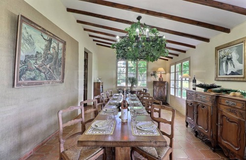 Apt House | 400 m² Farmhouse ∙ 9 bedrooms ∙ 17 guests