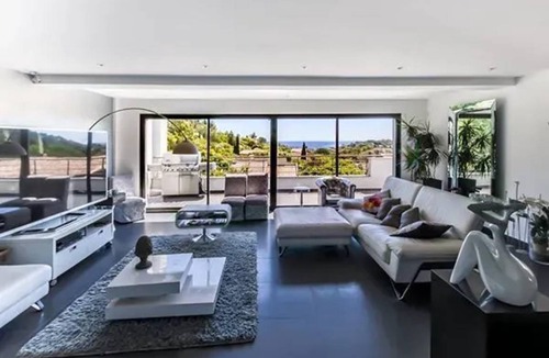 Cavaliere Villa | 400 m² Villa ∙ 9 bedrooms ∙ 20 guests