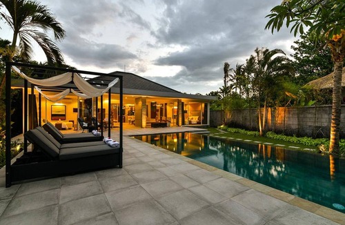 Banjartegehe Villa | 400 m² Villa ∙ 3 bedrooms ∙ 6 guests