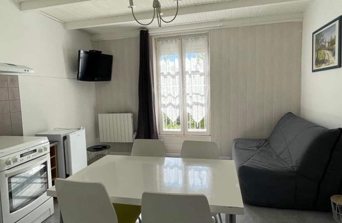 Les Mees Apartment | 40m2 furnished classified 2 ** bright Les Mées 04190