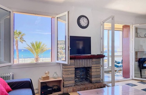 Saint-Cyr-sur-Mer Apartment | 45 m² Apartment ∙ 1 bedroom ∙ 4 guests