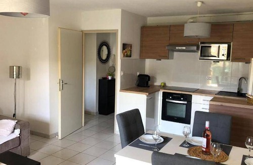 Le Pontet Apartment | 46 m² Apartment ∙ 1 bedroom ∙ 4 guests
