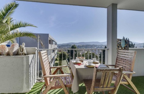 Cogolin Apartment | 49 m² Apartment ∙ 2 bedrooms ∙ 3 guests