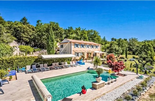 Murs House | 5 bedroom accommodation in Murs
