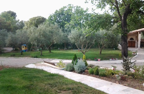 Jouques House | 5 bedroom villa in hill - Handi-pool access - near Aix en Provence