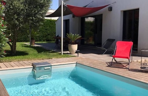 Mazargues House | 5-room villa, very quiet, garden and pool, near creeks and beaches