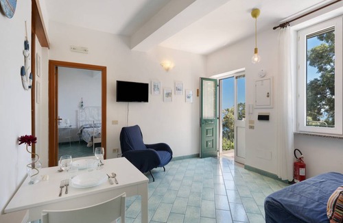 Erchie Apartment | 50 m² Apartment ∙ 2 bedrooms ∙ 4 guests