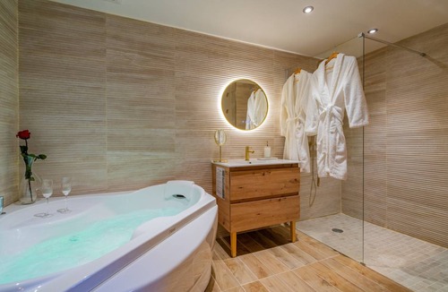Roquefort-la-Bedoule Apartment | 50 m² Apartment ∙ 1 bedroom ∙ 4 guests