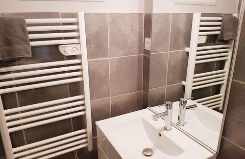 Grans House | 50 m² House ∙ 2 bedrooms ∙ 5 guests