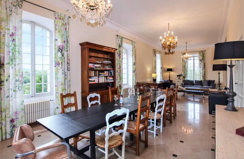 Apt House | 500 m² House ∙ 7 bedrooms ∙ 15 guests