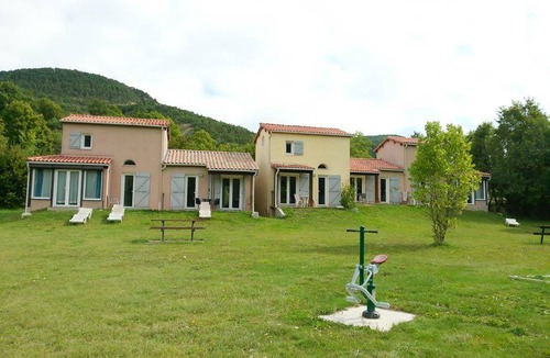 Peyroules House | 51 m² Gîte ∙ 2 bedrooms ∙ 6 guests