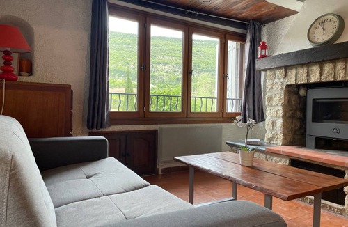La Roche-sur-le-Buis House | 54 m² House ∙ 2 bedrooms ∙ 6 guests