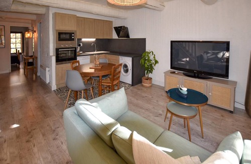 Rustrel Apartment | 55 m² Apartment ∙ 2 bedrooms ∙ 5 guests