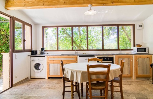 Besse-sur-Issole House | 55 m² House ∙ 1 bedroom ∙ 4 guests