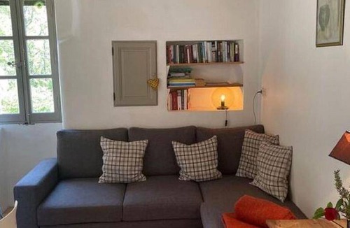Lacoste House | 55 m² House ∙ 2 bedrooms ∙ 6 guests