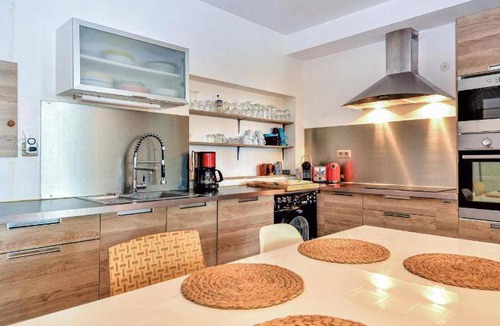 Violes House | 56 m² House ∙ 3 bedrooms ∙ 6 guests