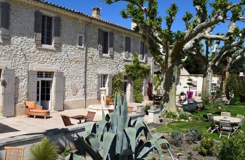 Caumont-sur-Durance Bed & Breakfast | 60 m² Bed and breakfast ∙ 2 bedrooms ∙ 6 guests