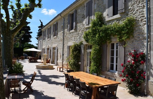 Caumont-sur-Durance Bed & Breakfast | 60 m² Bed and breakfast ∙ 2 bedrooms ∙ 6 guests