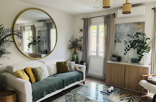 Loriol-du-Comtat House | 60 m² House ∙ 2 bedrooms ∙ 4 guests