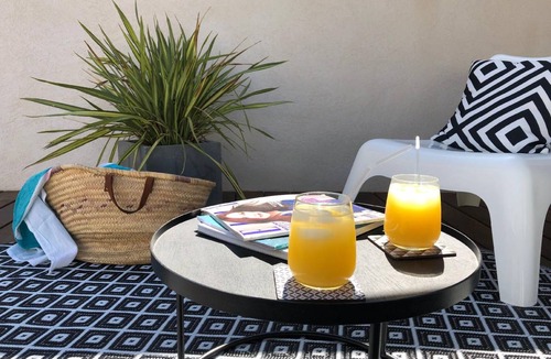 Istres House | 60 m² House ∙ 1 bedroom ∙ 2 guests