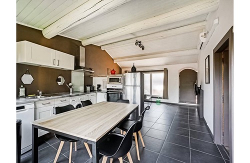 Saint-Genies-de-Comolas House | 64 m² Maisonette ∙ 2 bedrooms ∙ 6 guests