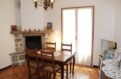 La Rochette House | 65 m² Gîte ∙ 2 bedrooms ∙ 5 guests
