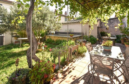 Morieres-les-Avignon Apartment | 67 m² Apartment ∙ 2 bedrooms ∙ 4 guests