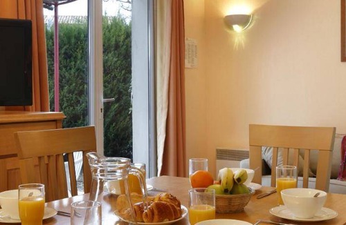 Tourrettes Apartment | 67 m² Serviced apartment ∙ 3 bedrooms ∙ 127 guests