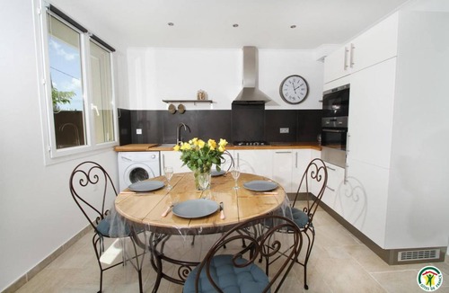 Mollans-sur-Ouveze House | 69 m² Gîte ∙ 2 bedrooms ∙ 4 guests