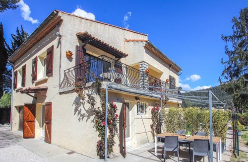 Gemenos Apartment | 70 m² Apartment ∙ 2 bedrooms ∙ 5 guests
