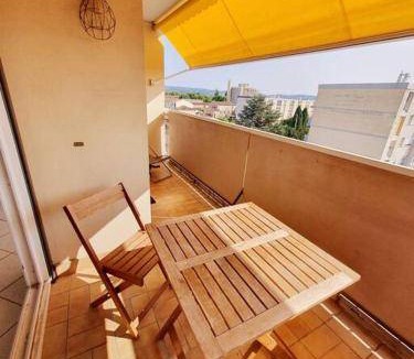 Marignane Apartment | 70 m² Apartment ∙ 2 bedrooms ∙ 5 guests