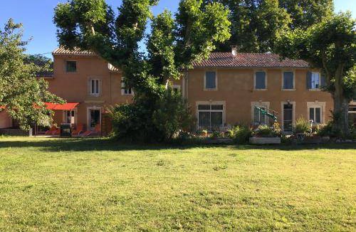 Cabannes Bed & Breakfast | 70 m² Bed and breakfast ∙ 2 guests