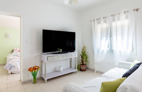 Miramas House | 70 m² House ∙ 2 bedrooms ∙ 6 guests