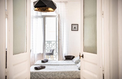 1st Arrondissement Apartment | 73 m² Apartment ∙ 2 bedrooms ∙ 4 guests
