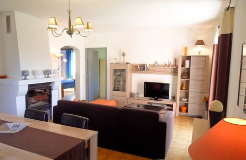 Reillanne House | 73 m² Gîte ∙ 2 bedrooms ∙ 4 guests