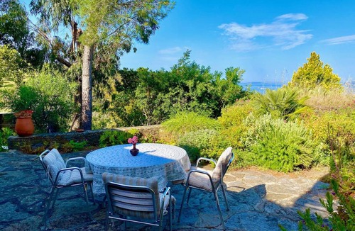 Cap Benat House | 73 m² House ∙ 2 bedrooms ∙ 4 guests