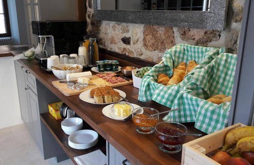 Les Arcs-sur-Argens Bed & Breakfast | 75 m² Bed and breakfast ∙ 2 bedrooms ∙ 10 guests
