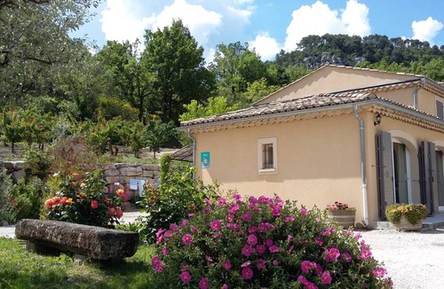 Buis-les-Baronnies House | 75 m² Gîte ∙ 2 bedrooms ∙ 4 guests