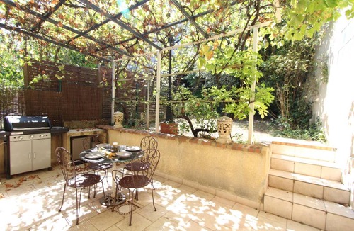 Marcoux House | 75 m² House ∙ 2 bedrooms ∙ 4 guests