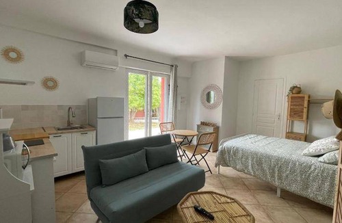 Marignane Apartment | 75 m² Serviced apartment ∙ 2 bedrooms ∙ 6 guests